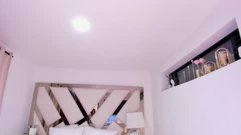 Koral Cuz online show from 10-16-25, 05:47