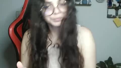 Snapshot of koranikky08 chatting on 02-20-25, 12:19 Karoll online show from 02-20-25, 12:19