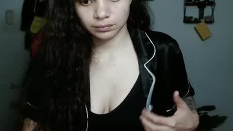 Snapshot of koranikky08 chatting on 02-25-25, 02:14 Karoll online show from 02-25-25, 02:14