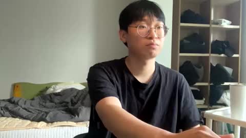 koreantwiink online show from 01-16-26, 05:44