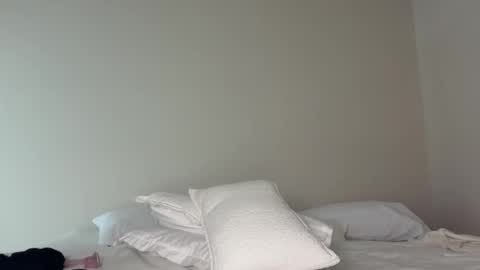 Korina online show from 04-20-26, 12:02