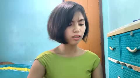 Mila online show from 06-10-26, 03:07