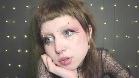 Snapshot of kortny_yo chatting on 01-16-25, 11:37 Kortny online show from 01-16-25, 11:37