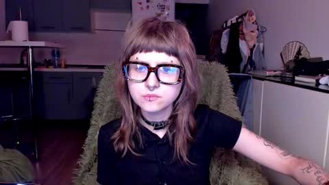 Snapshot of kortny_yo chatting on 11-21-25, 02:38 Kortny online show from 11-21-25, 02:38