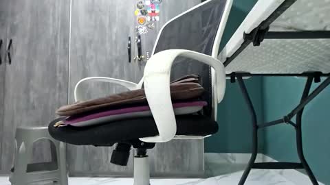 Koto Bombon online show from 04-20-26, 06:31