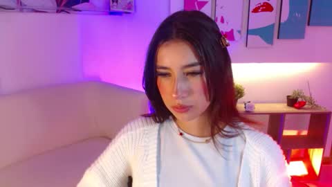 Elizabeth online show from 03-09-26, 12:09