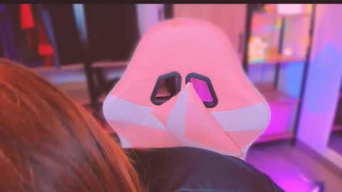 Khloe online show from 03-03-26, 03:23