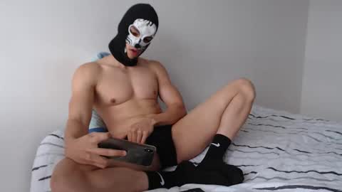 Snapshot of kraison66 chatting on 04-30-26, 07:09 kraison66 online show from 04-30-26, 07:09