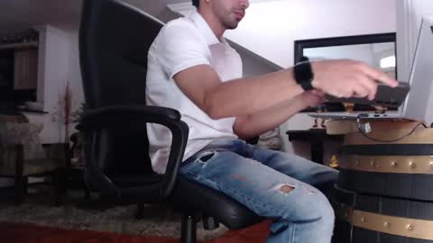 Snapshot of kratoswolf chatting on 04-29-26, 05:30 kratoswolf online show from 04-29-26, 05:30