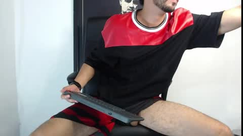 Snapshot of kratoswolf chatting on 05-20-26, 06:47 kratoswolf online show from 05-20-26, 06:47