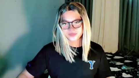 krezikeed online show from 05-18-26, 01:24