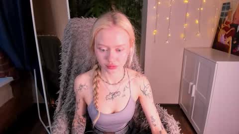 kris_grant online show from 11-21-25, 10:25