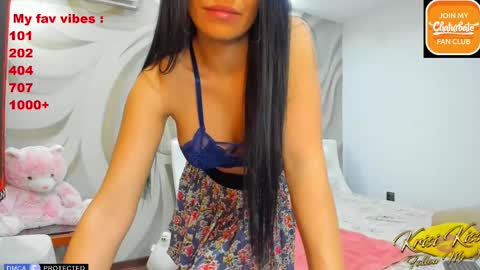 Snapshot of krisi_kiss chatting on 02-27-25, 03:47 KrisiFollow me  Thumb UP  online show from 02-27-25, 03:47