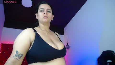 kriss_sweetboobs online show from 06-09-26, 01:01