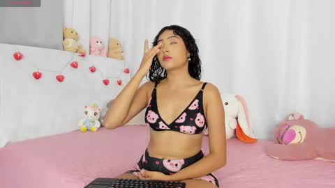 Snapshot of krissell_ chatting on 04-29-26, 04:38 SammyKrissell online show from 04-29-26, 04:38