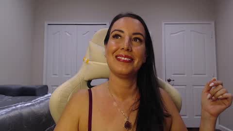 Krissy online show from 12-24-24, 12:11