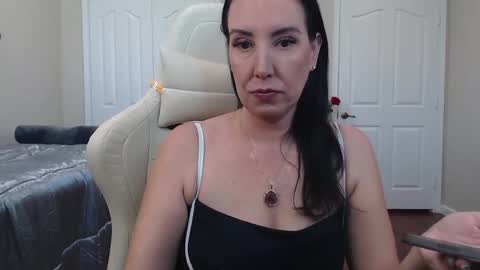 Krissy online show from 03-09-25, 02:21