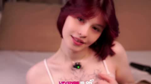 Snapshot of krissyhei chatting on 04-30-26, 01:12 Sarah online show from 04-30-26, 01:12