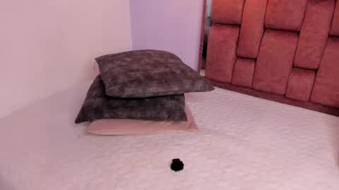 Snapshot of kristakinnky chatting on 05-07-26, 12:10 BETANIA online show from 05-07-26, 12:10