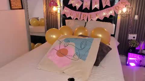 Snapshot of kristakinnky chatting on 07-09-26, 12:20 BETANIA online show from 07-09-26, 12:20