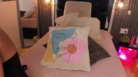 Snapshot of kristakinnky chatting on 07-11-26, 12:08 BETANIA online show from 07-11-26, 12:08