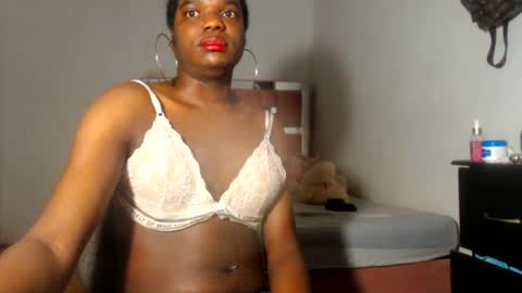 Snapshot of kristal_cox2 chatting on 06-16-26, 11:24 kristal_cox2 online show from 06-16-26, 11:24