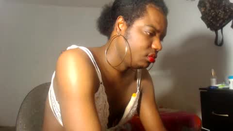 Snapshot of kristal_cox2 chatting on 06-27-26, 09:03 kristal_cox2 online show from 06-27-26, 09:03