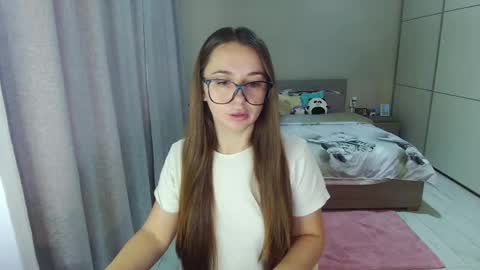 twitter    Annemarye 23 online show from 10-26-25, 07:58