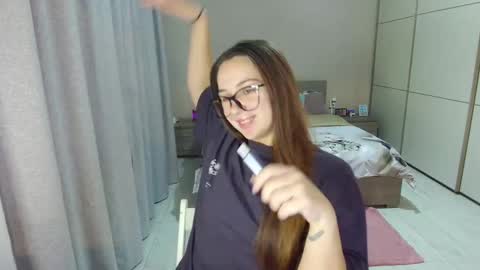 twitter    Annemarye 23 online show from 10-27-25, 06:06