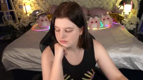 kristifoxy online show from 05-12-26, 06:49