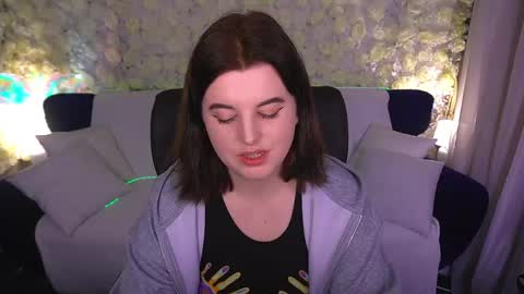 kristifoxy online show from 05-29-26, 07:01
