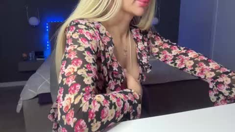 Kristi online show from 02-03-26, 06:22