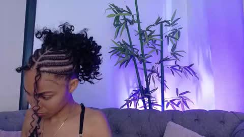 Cristina online show from 12-21-25, 07:10