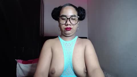 kristynsmith20 online show from 09-11-25, 03:17