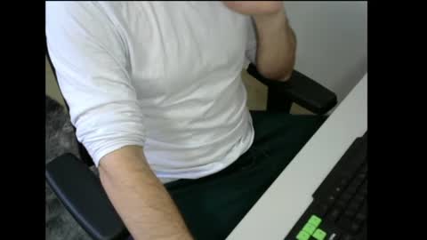 Snapshot of krocr_iras chatting on 12-15-24, 01:22 Lucas  Edu online show from 12-15-24, 01:22