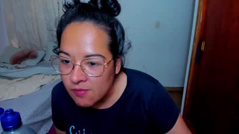 Snapshot of kroline_20 chatting on 12-18-24, 08:36 Kroline online show from 12-18-24, 08:36
