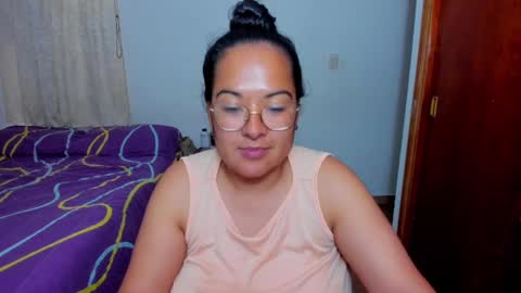 Snapshot of kroline_20 chatting on 12-26-24, 09:37 Kroline online show from 12-26-24, 09:37