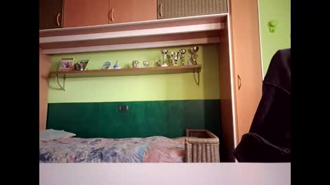 Snapshot of krone1969 chatting on 01-11-26, 03:17 krone1969 online show from 01-11-26, 03:17