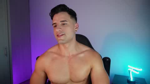 Snapshot of krops_ chatting on 06-10-26, 12:55 KROPS online show from 06-10-26, 12:55