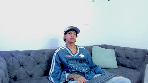 Snapshot of kroywave chatting on 05-27-26, 03:58 Kroy Wave Muscle Tattoos Latino online show from 05-27-26, 03:58