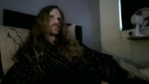 Krullz online show from 06-19-26, 11:52