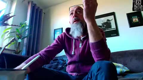 krummersaebel online show from 03-08-25, 10:11