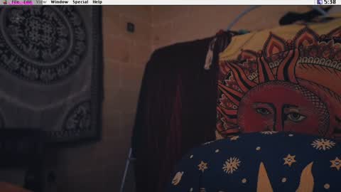 Snapshot of kryptosworld chatting on 02-02-25, 04:37 Krypto online show from 02-02-25, 04:37