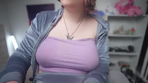 Snapshot of krystalsyxx chatting on 03-11-25, 03:37 Krystal Syx online show from 03-11-25, 03:37