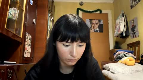 Mira online show from 04-19-26, 09:17