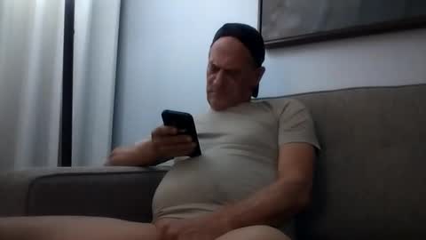 Snapshot of kumoncam01 chatting on 02-21-26, 08:37 kumoncam01 online show from 02-21-26, 08:37