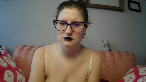 Samantha online show from 01-19-25, 04:57