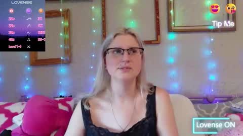 Samantha online show from 02-10-26, 01:37