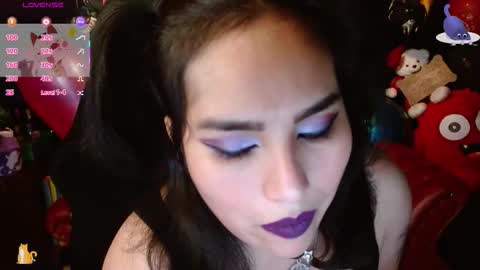 Fetiche Woman online show from 12-18-25, 02:06