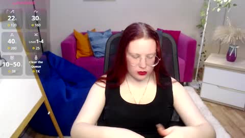 kuri_u online show from 04-10-26, 10:09